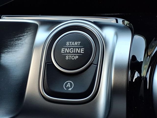 New 2026 Black Mercedes-Benz GLB 250 image 25