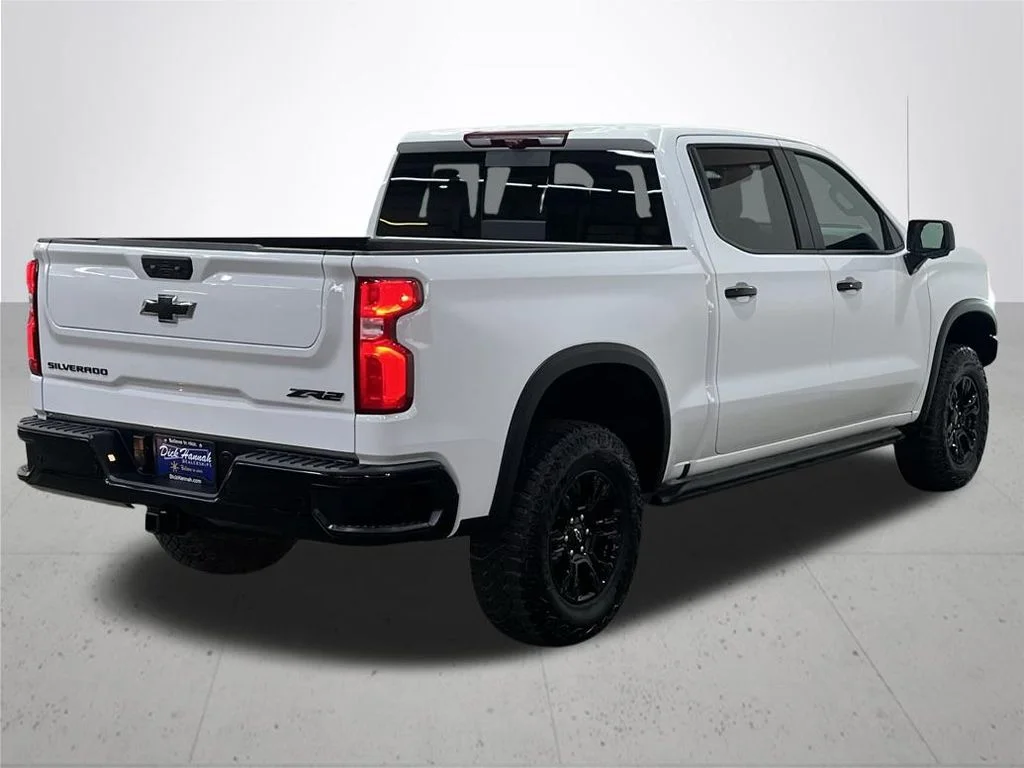 Used 2026 White Chevrolet ZR2 image 10