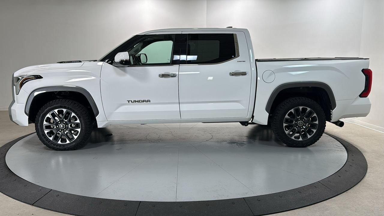 2023 Toyota Tundra Limited - Photo 8