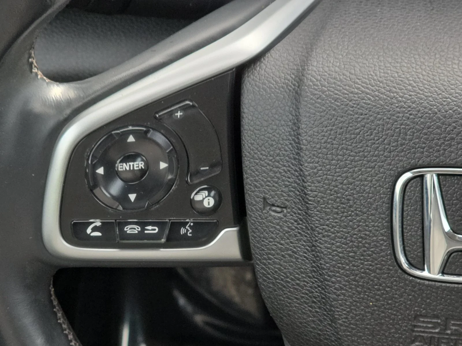Used 2020 Gray Honda EX-L image 22