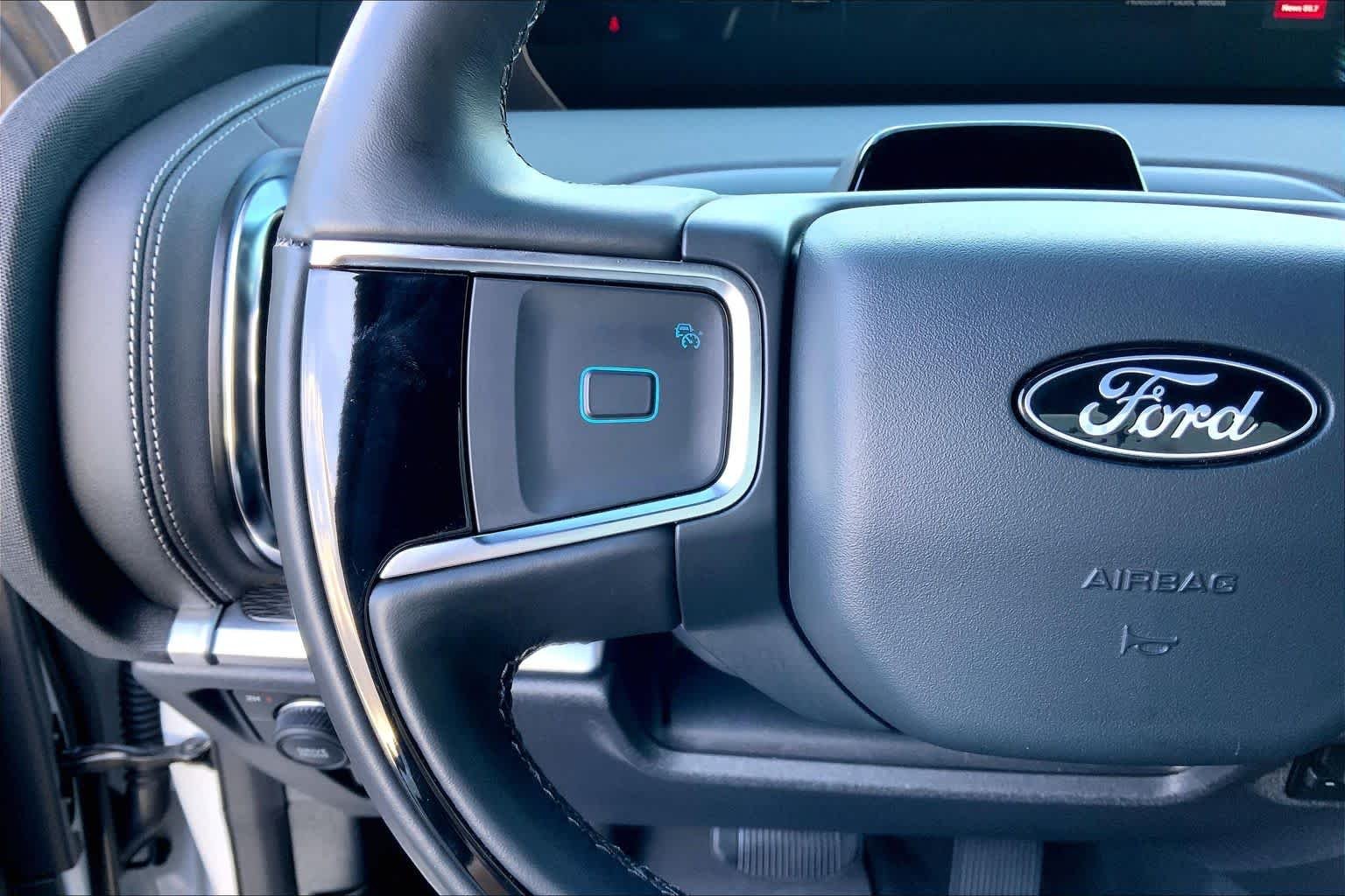 Used 2025 Space Silver Ford Platinum image 24