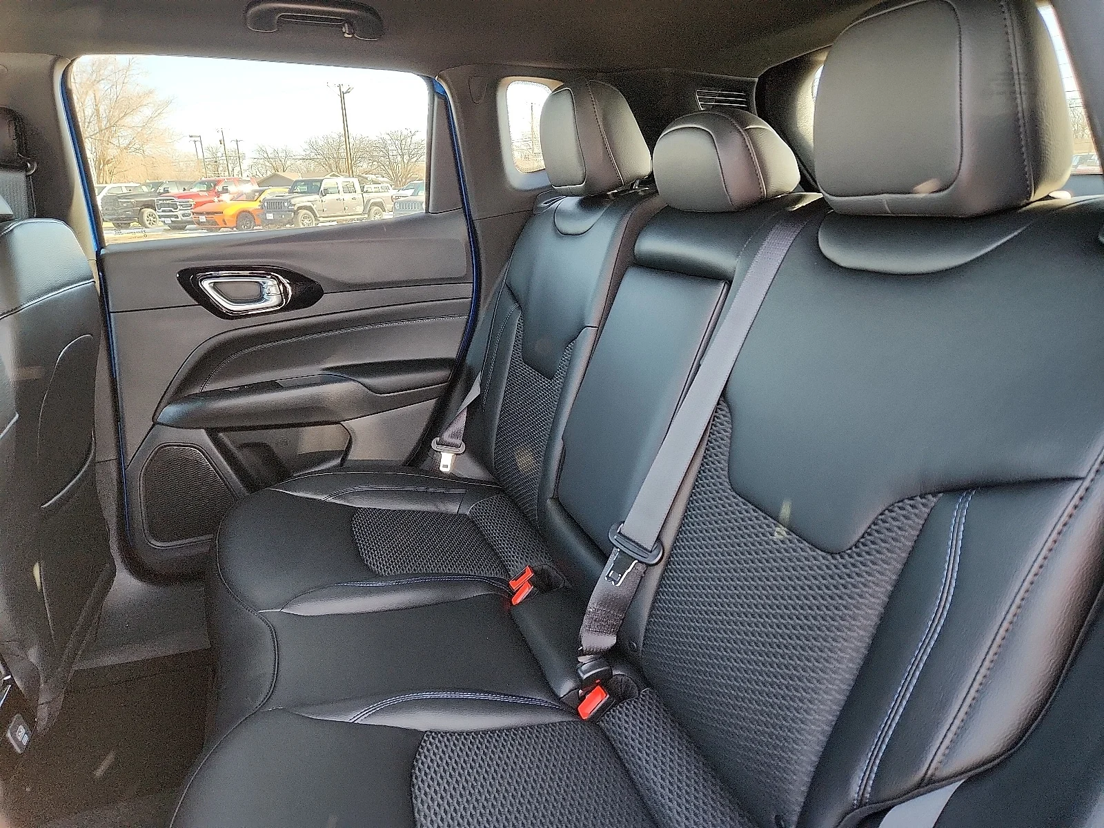 New 2026 Blue Jeep LATITUDE ALTITUDE 4X4 image 10