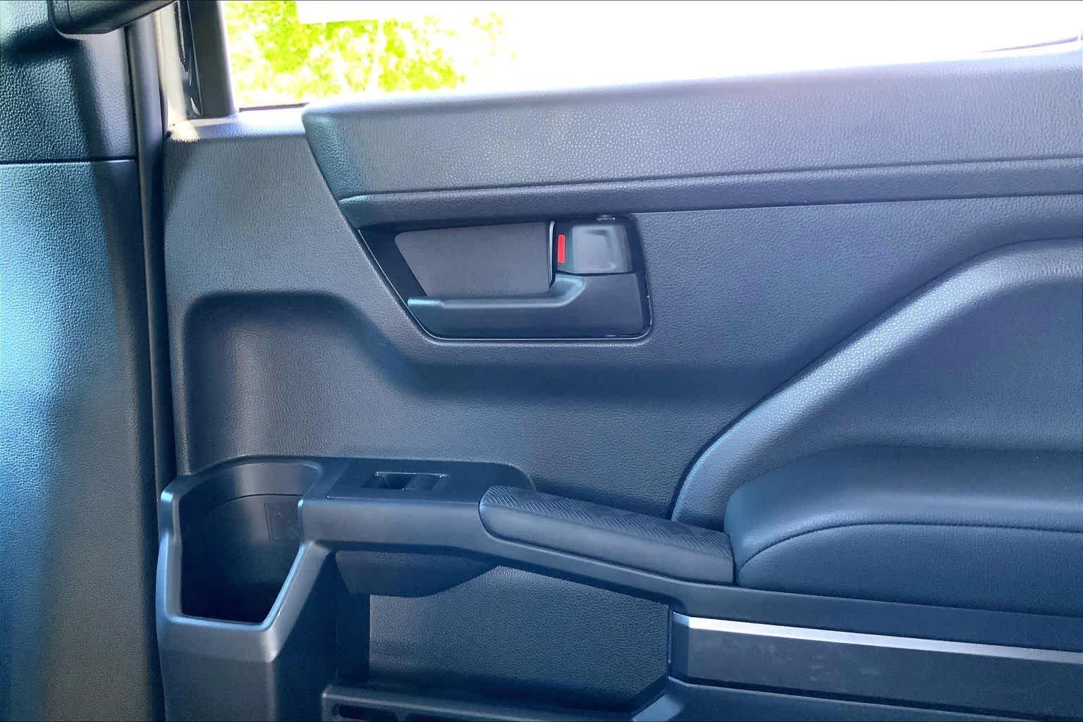 Used 2026 Underground Toyota SR5 image 36