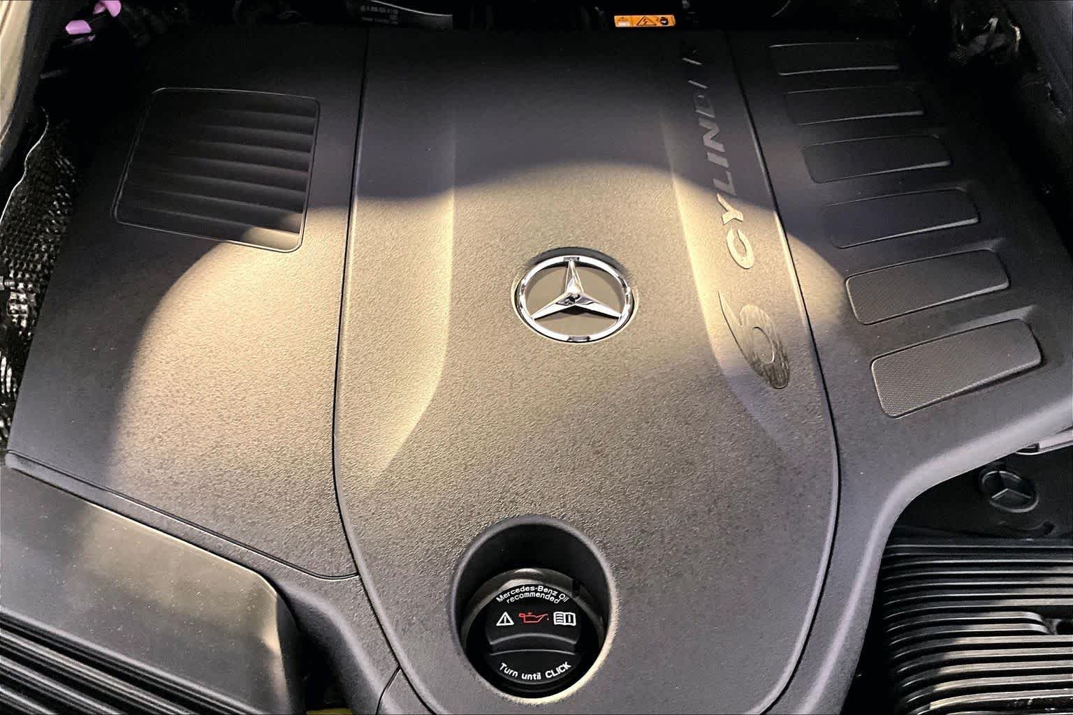 New 2027 Obsidian Black Metallic Mercedes-Benz GLE 450 image 15