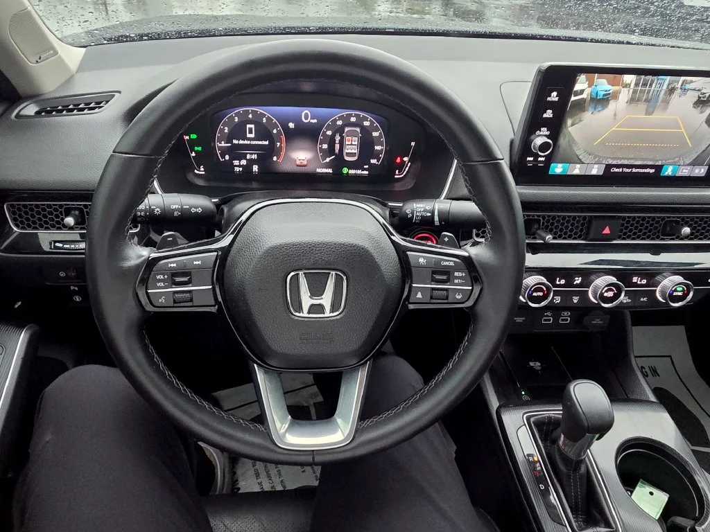 Certified Used 2024 Crystal Black Pearl Honda Touring image 20