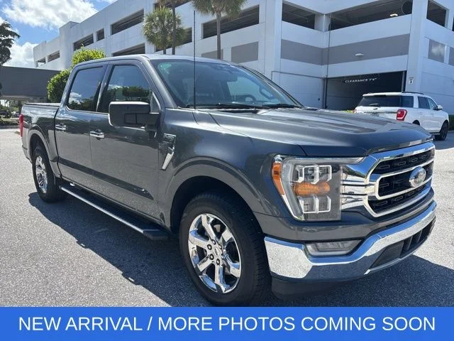 Used 2023 Gray Ford XLT image 1