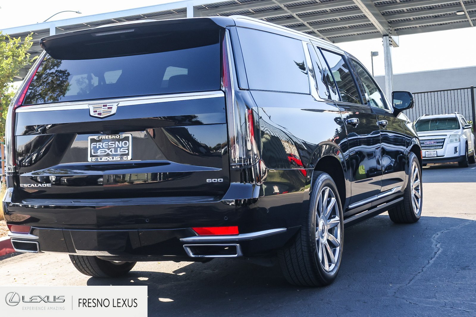 2024 Cadillac Escalade ESV Premium Luxury Platinum - Photo 6