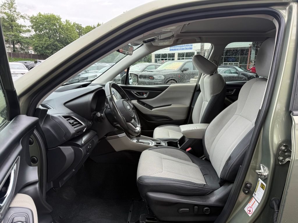 Used 2020 Green Subaru Premium image 23