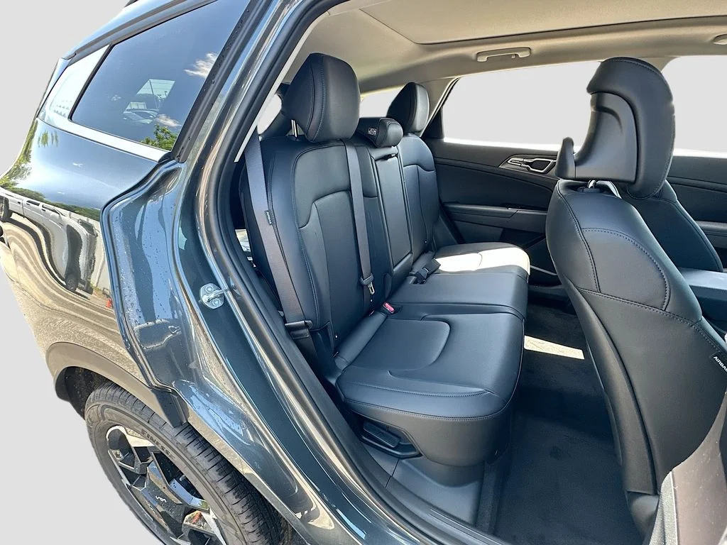 New 2026 Gravity Gray Kia EX image 26