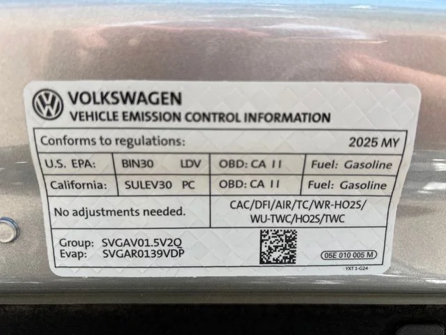 Used 2025  Volkswagen 1.5T SE image 16