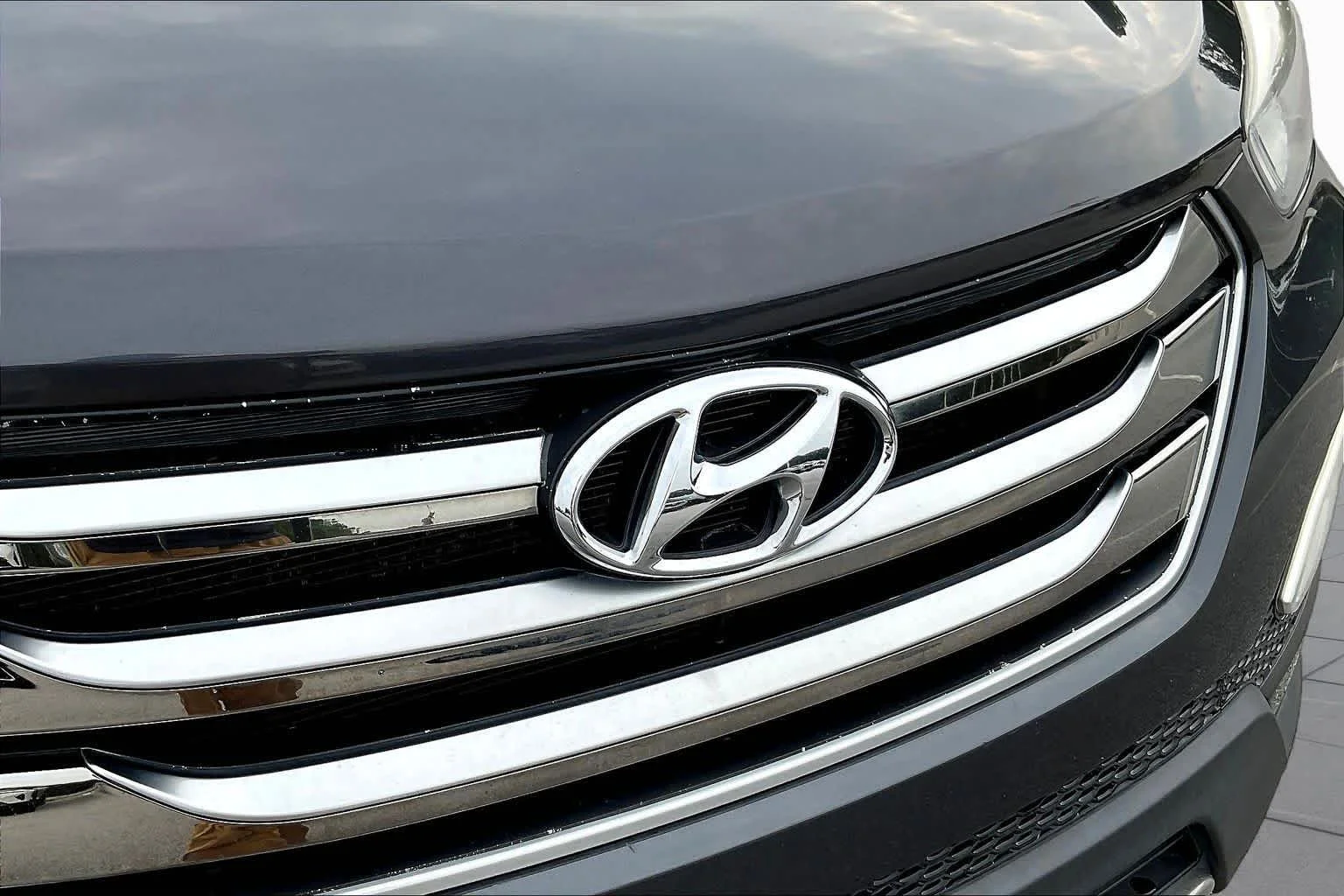 Used 2016 Platinum Graphite Hyundai  image 29