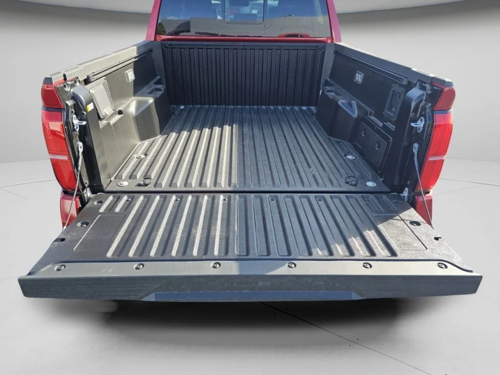 2025 Toyota Tacoma Limited - Photo 28