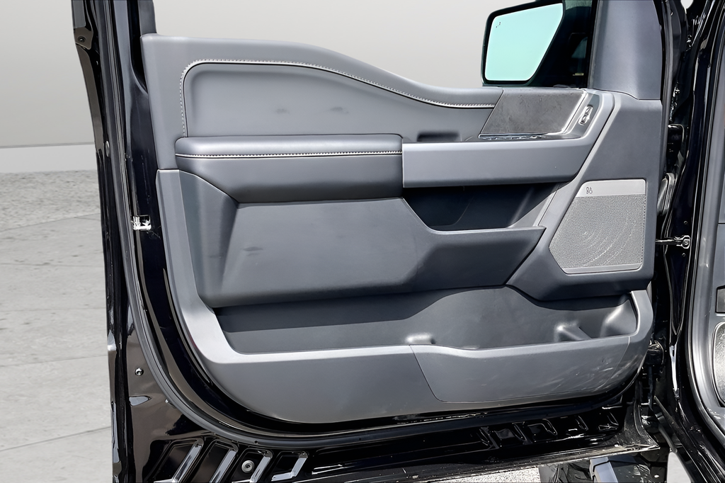 New 2026 Agate Black Metallic Ford XLT image 11