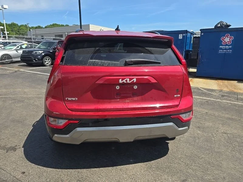 Used 2024 Red Kia EX Touring image 7