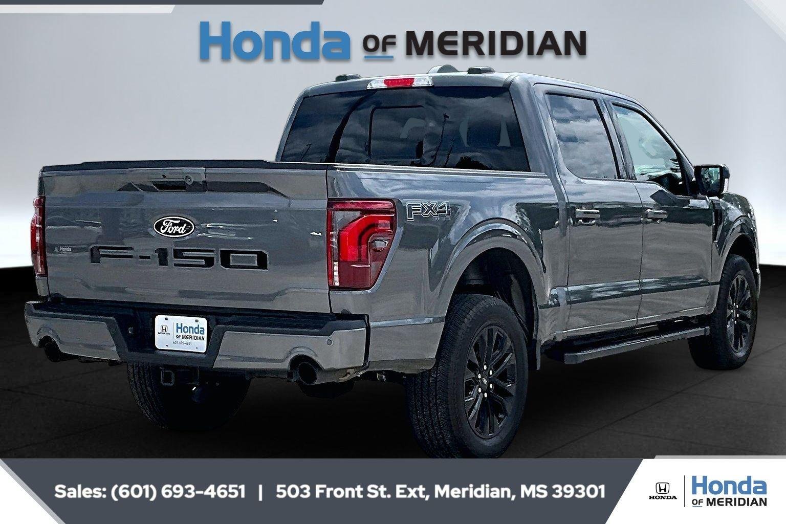 Used 2025 Carbonized Gray Ford LARIAT image 11