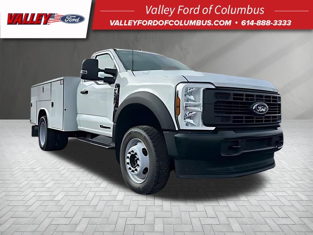 2025 Ford F-550 Super Duty Chassis Cab