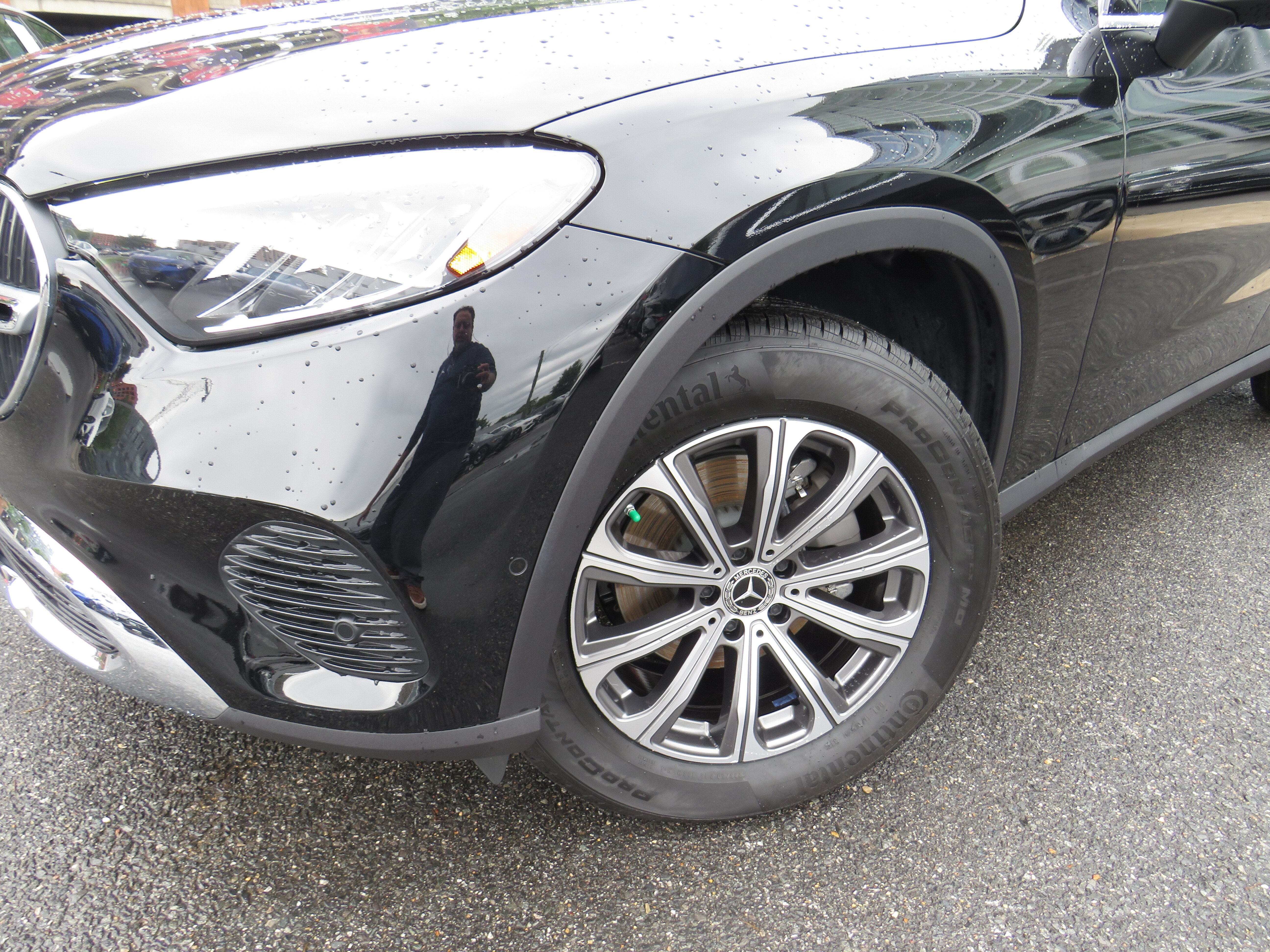 Used 2026 Black Mercedes-Benz GLC 300 4MATIC® image 24