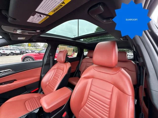 Used 2023 Black Kia SX-Prestige image 31