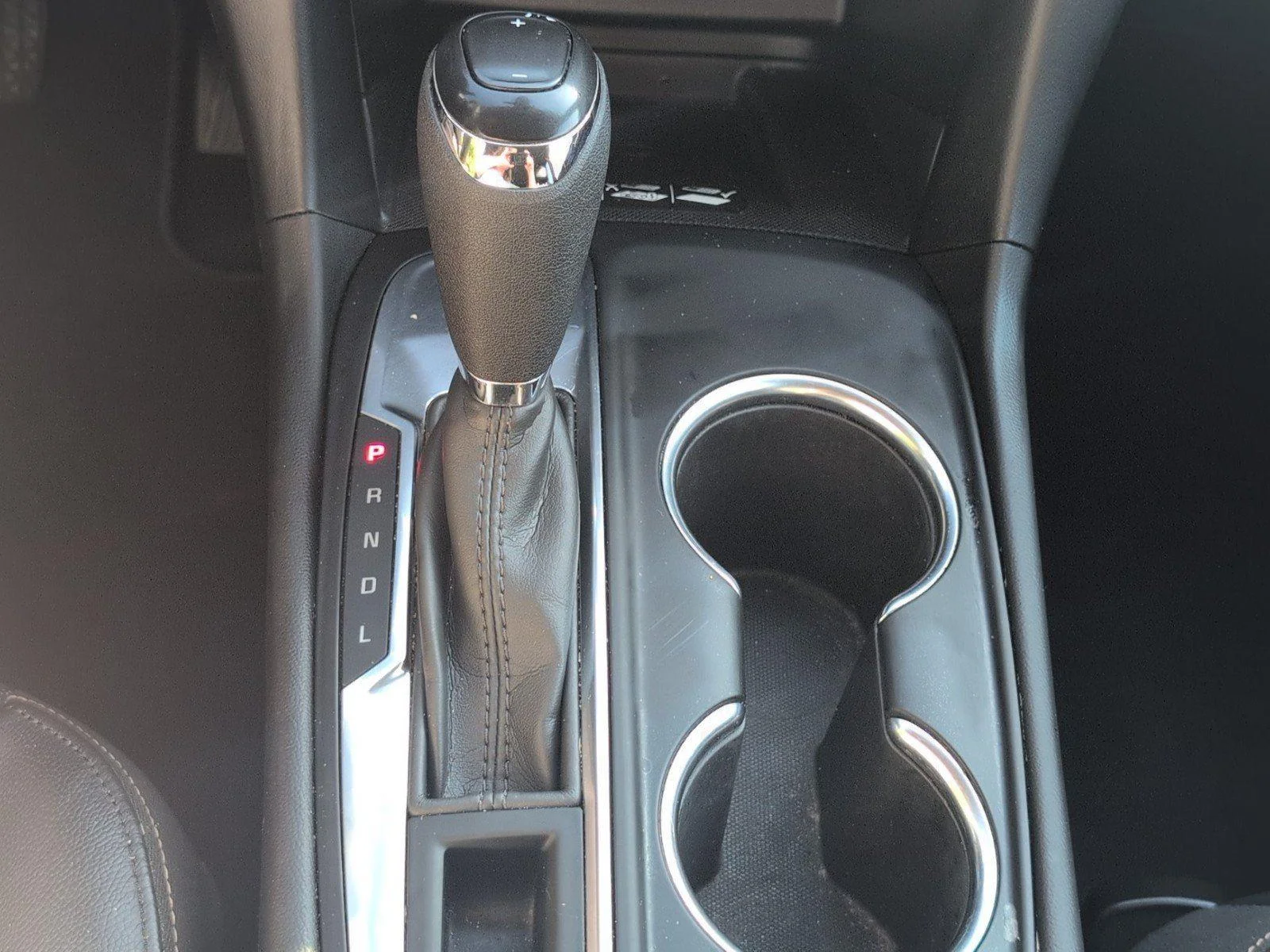 Used 2021 SILVER ICE METALLIC Chevrolet Premier image 24