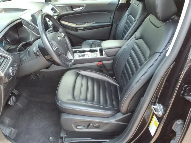 Used 2023 Black Ford SEL image 16