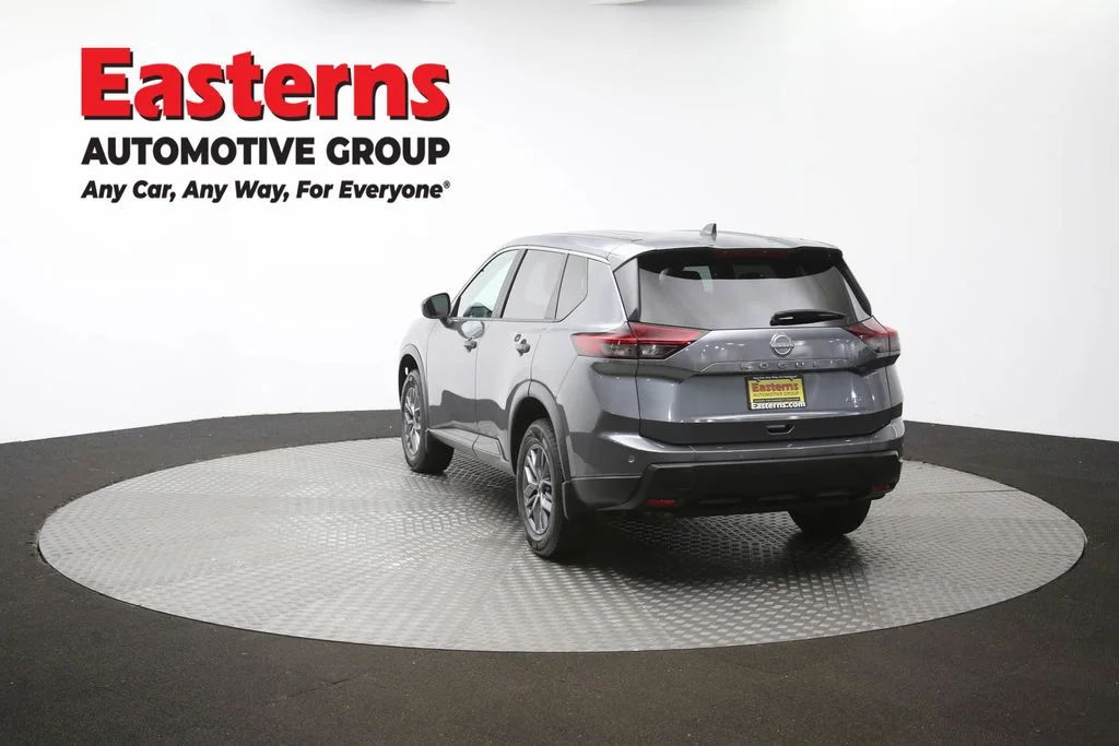 Used 2024 Gray Nissan S image 66