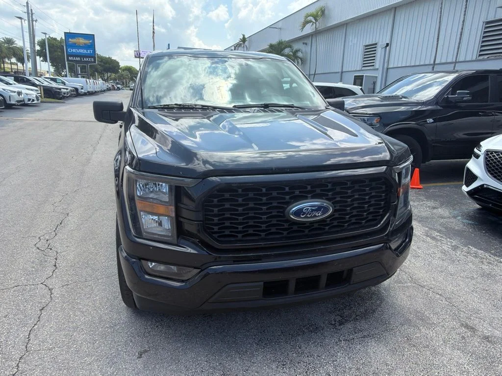 Used 2023 Agate Black Metallic Ford XL image 2