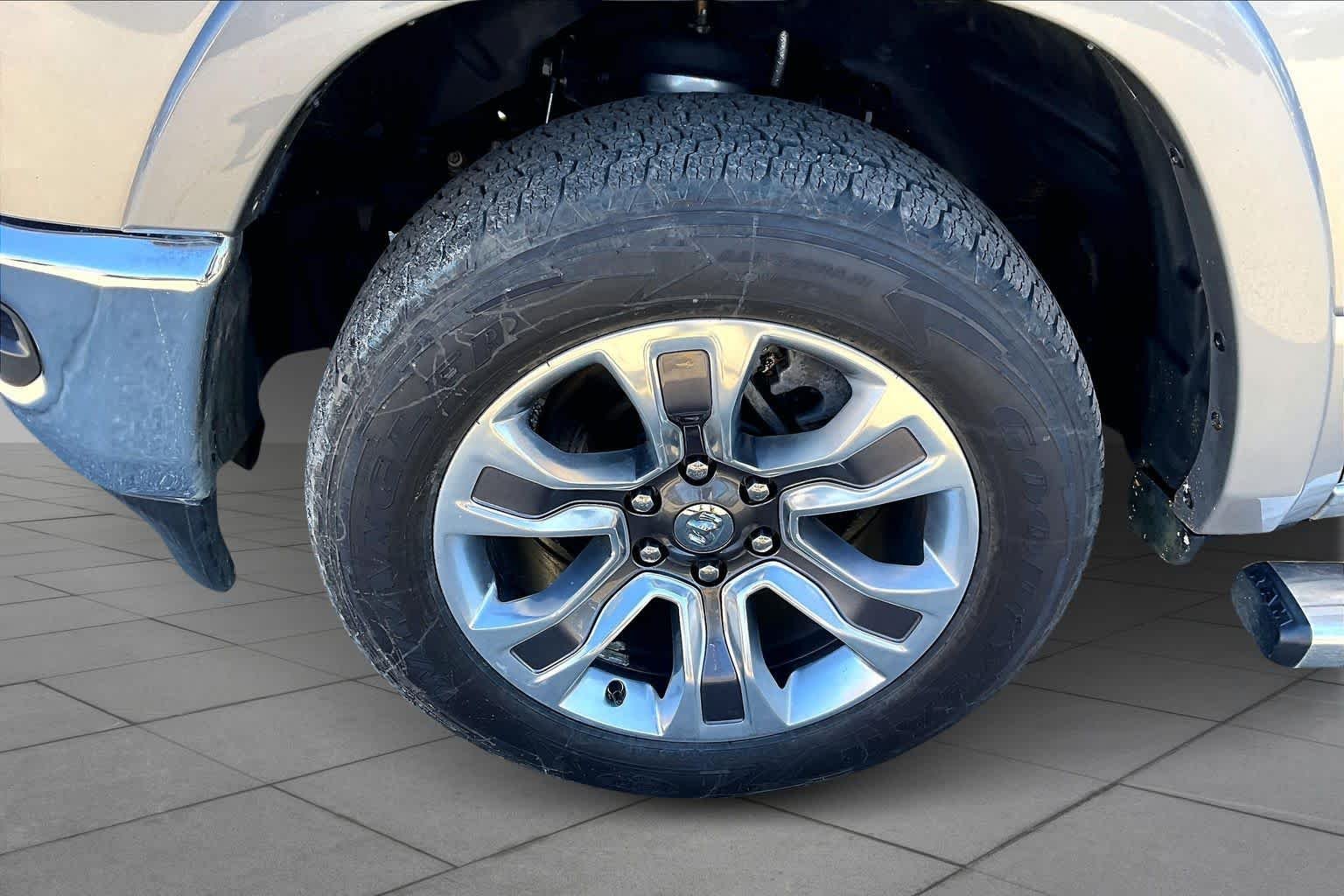 2023 RAM Ram 1500 Pickup Limited - Photo 11