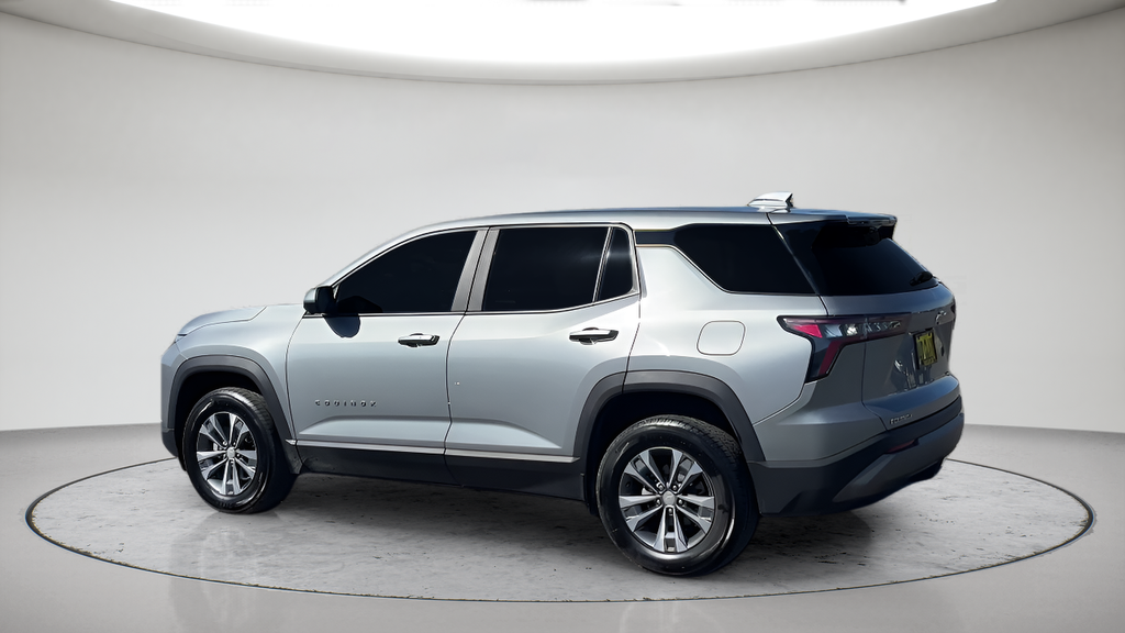Used 2025 Gray Chevrolet LT image 8