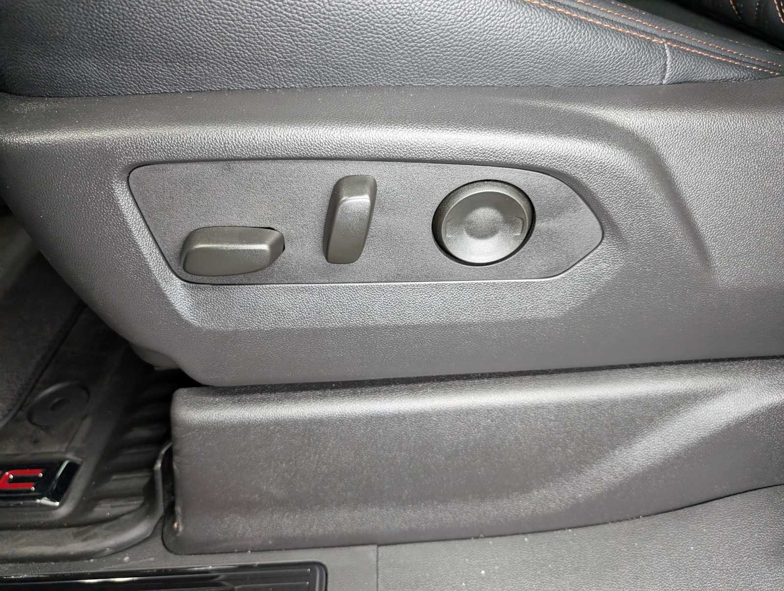 2025 GMC Sierra 1500 AT4 - Photo 46