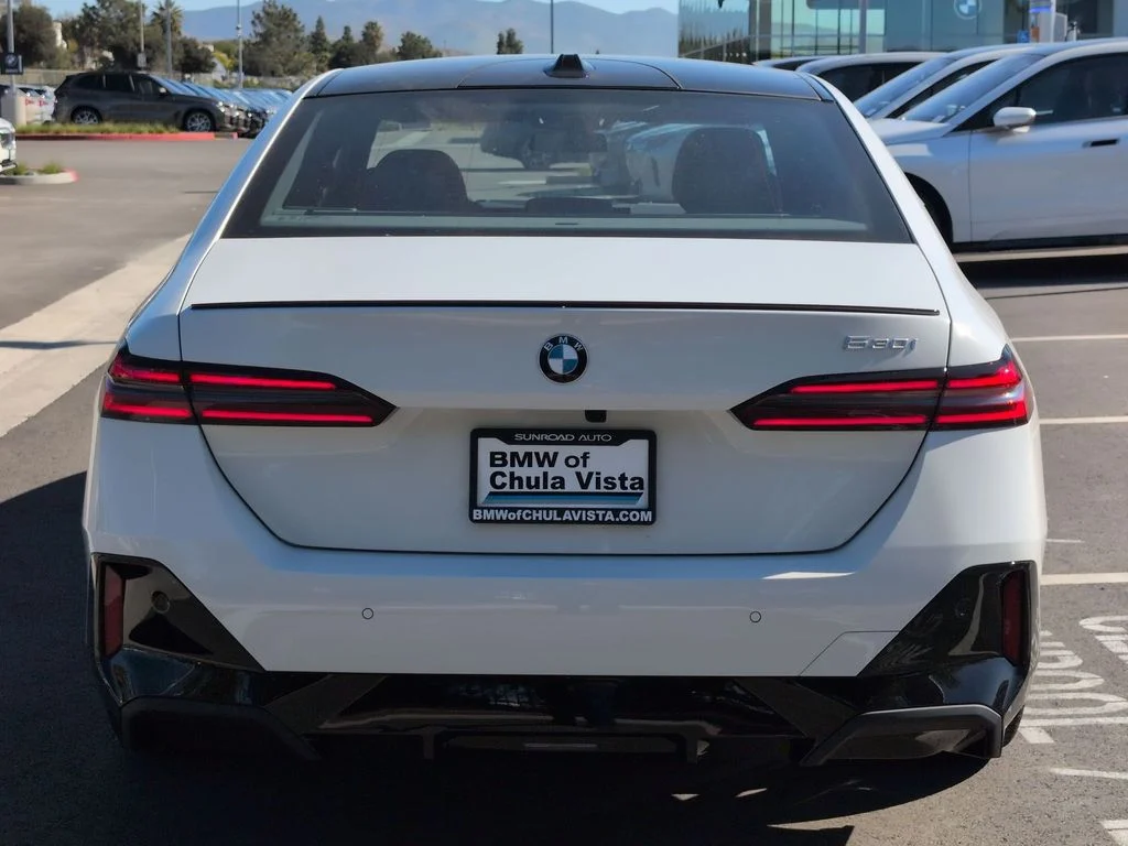New 2026 White BMW 530i image 7