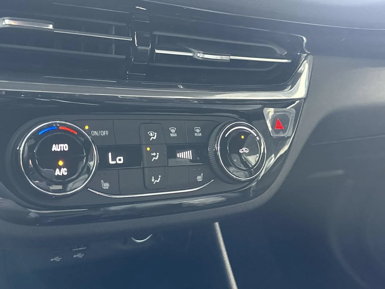 2026 Buick Envista Sport Touring - Photo 20