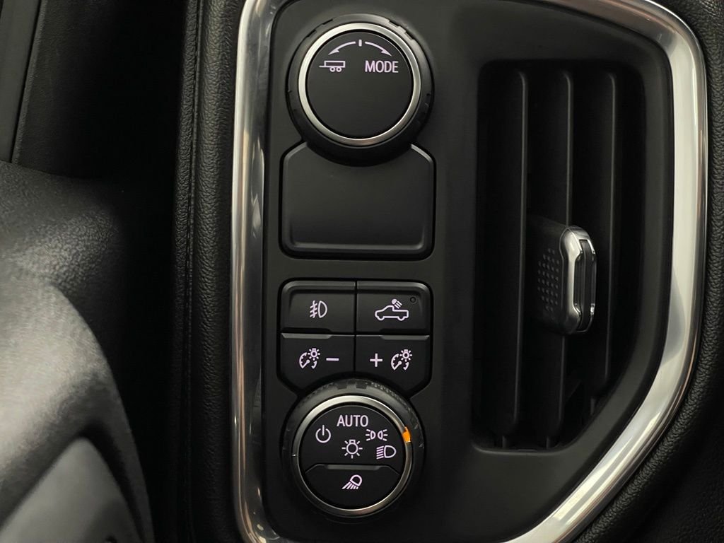 Used 2022 Northsky Blue Metallic Chevrolet LT image 23
