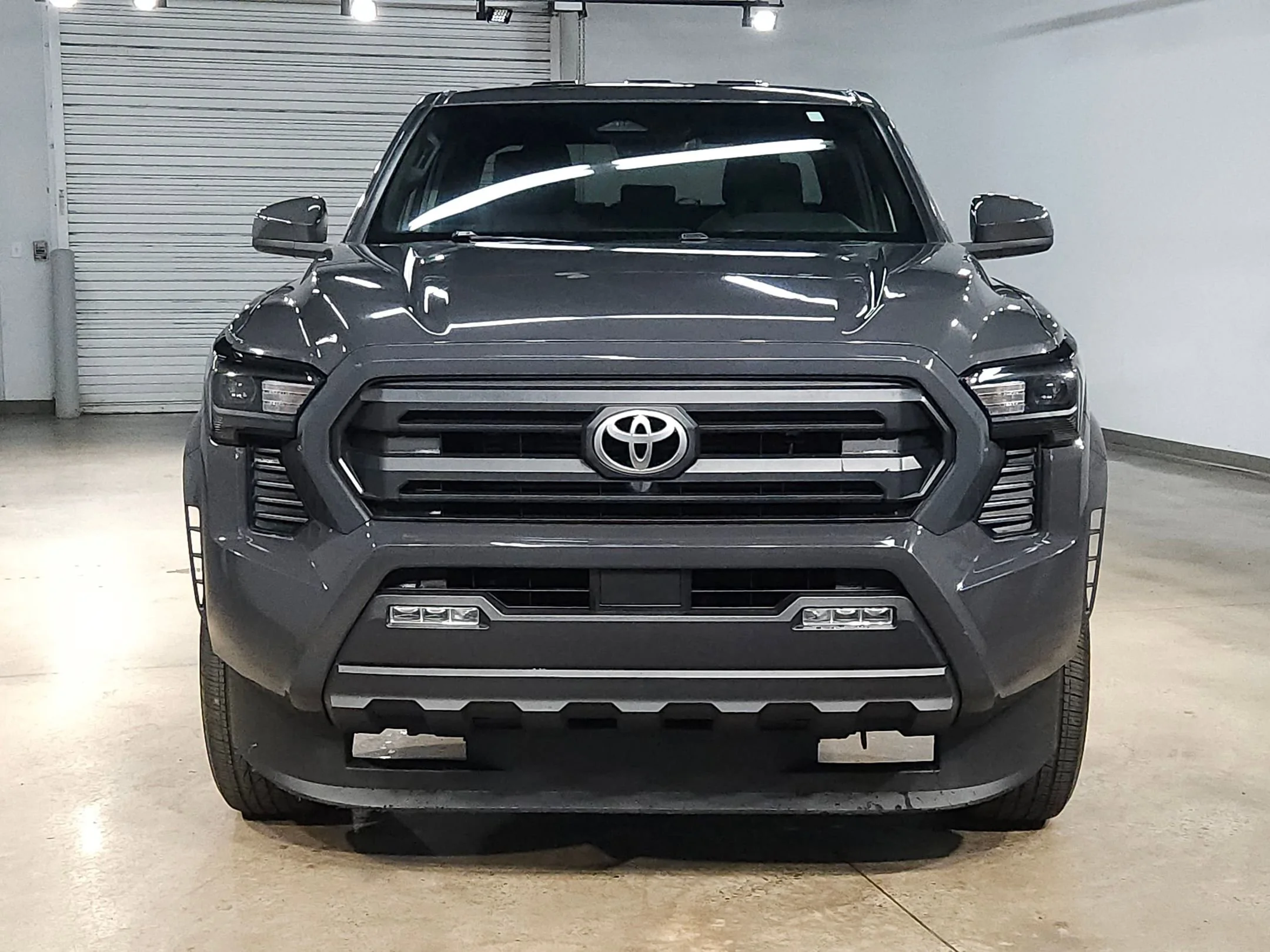 Used 2024 Toyota Tacoma SR5 with VIN 3TMKB5FN2RM005438 for sale in Little Rock