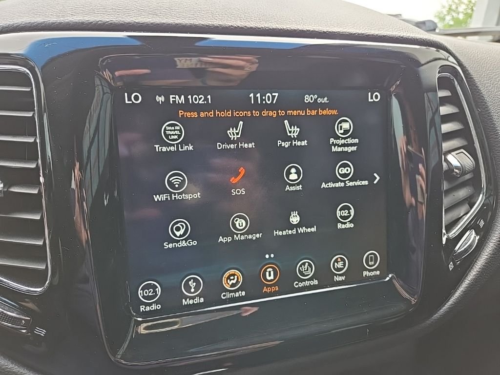 Used 2018 White Jeep Latitude image 49