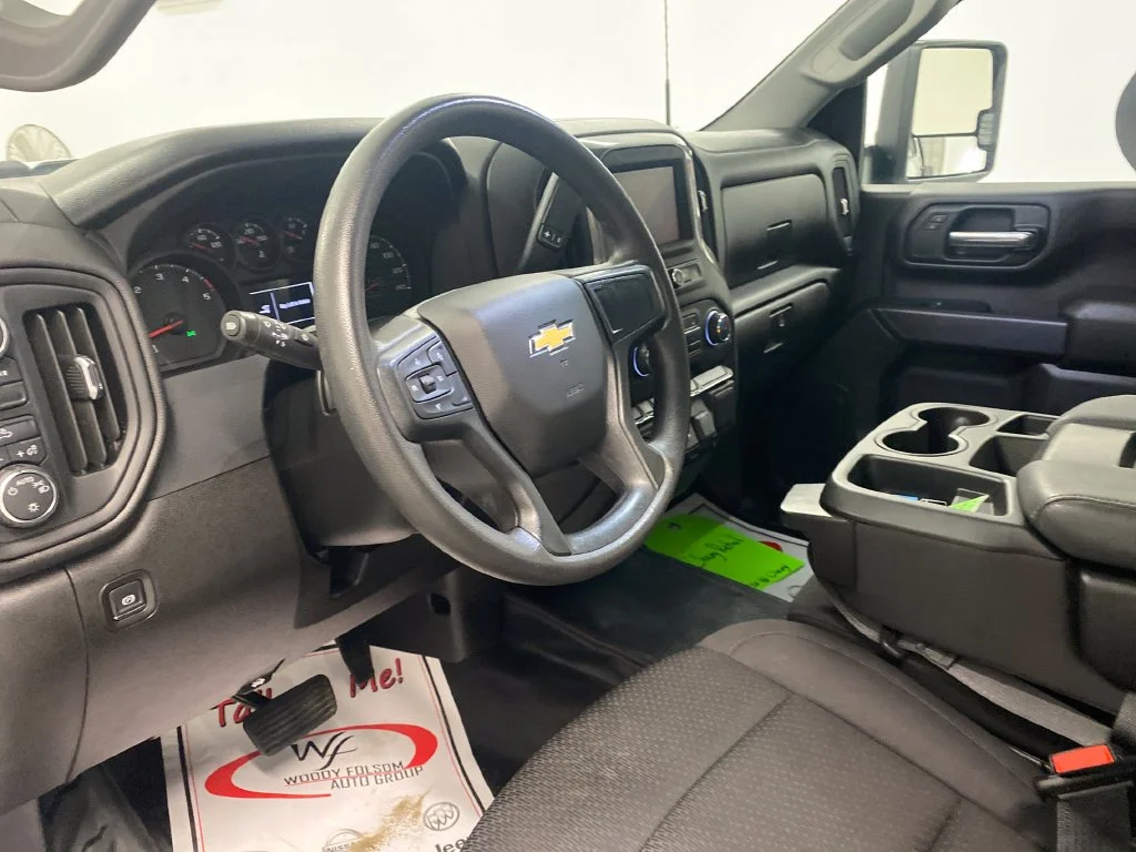 Used 2025 White Chevrolet Work Truck image 13
