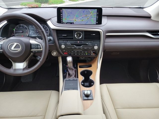Used 2020 White Lexus 350L image 16