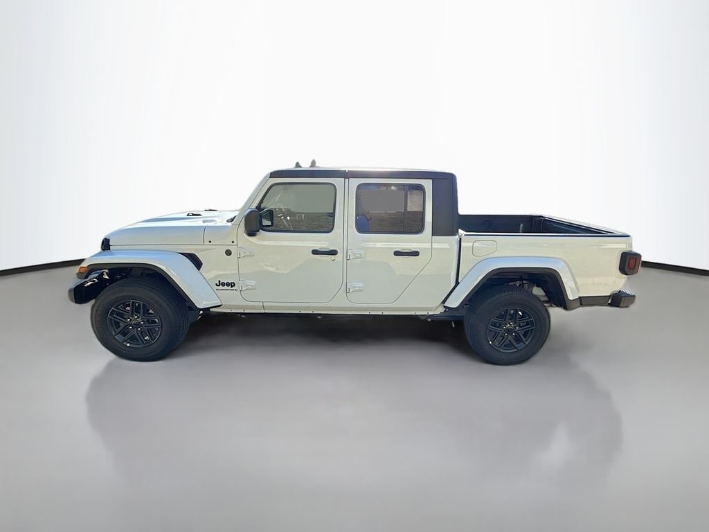 New 2025 Bright White Clear-Coat Exterior Paint Jeep Sport S image 7