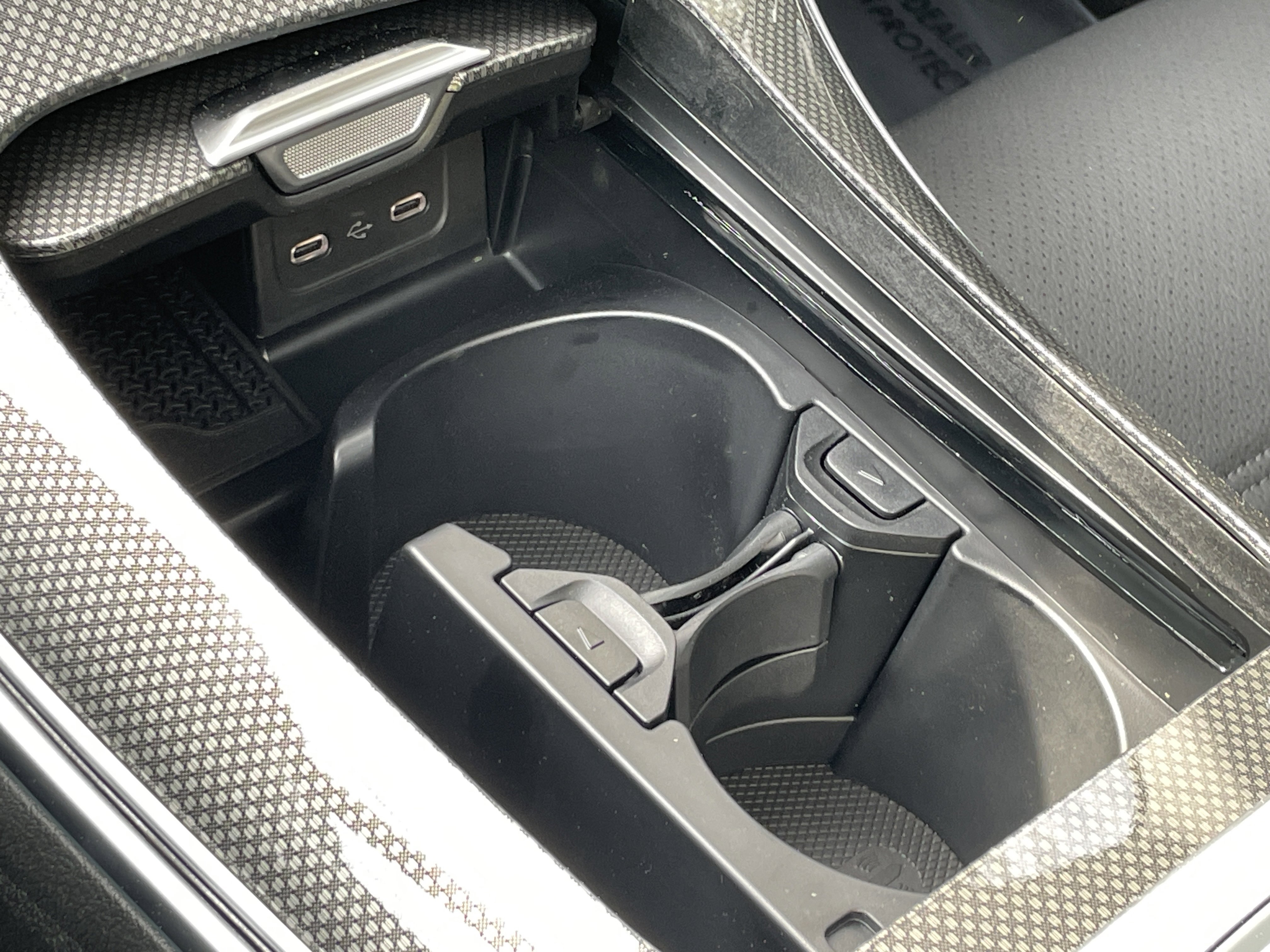 New 2026 Obsidian Black Metallic Mercedes-Benz C 300 Sedan image 32