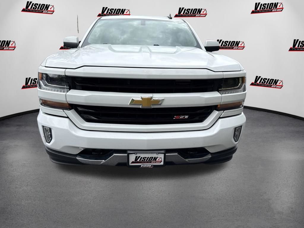 Used 2018 White Chevrolet LT image 2