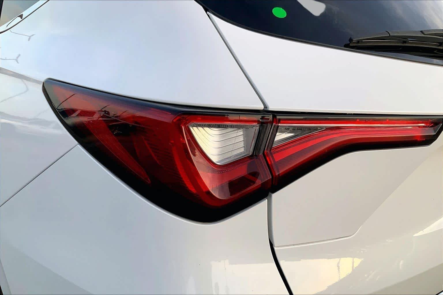 Used 2022 Platinum White Pearl Acura  image 27