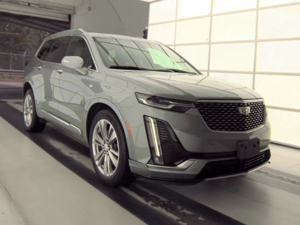 Used 2023 Silver Cadillac Premium Luxury image 5