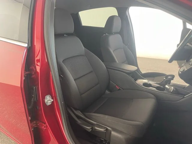 Used 2021 Red Chevrolet RS image 47