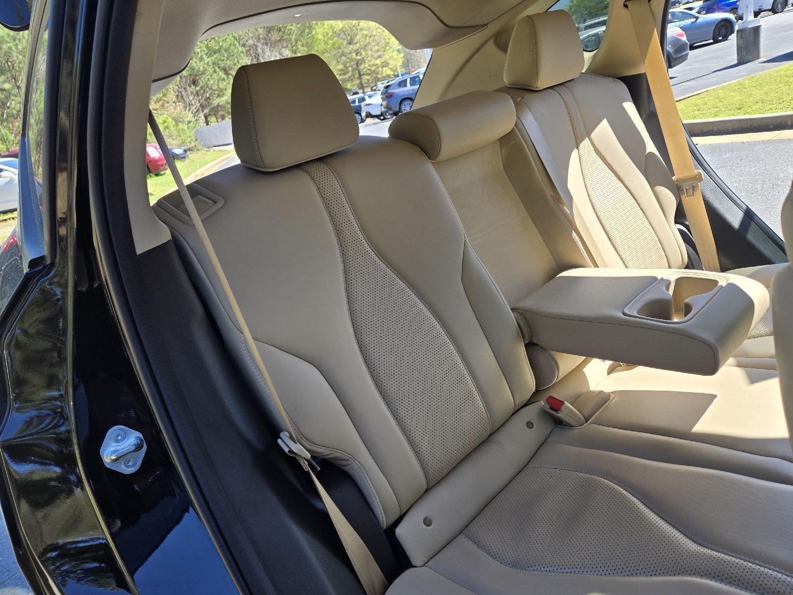 Used 2023 Majestic Black Pearl Acura w/Tech image 26