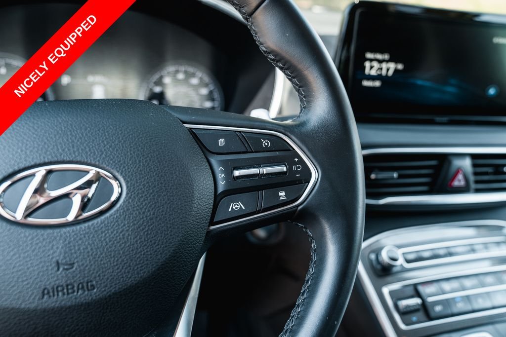 Used 2023 White Pearl Hyundai SEL image 17