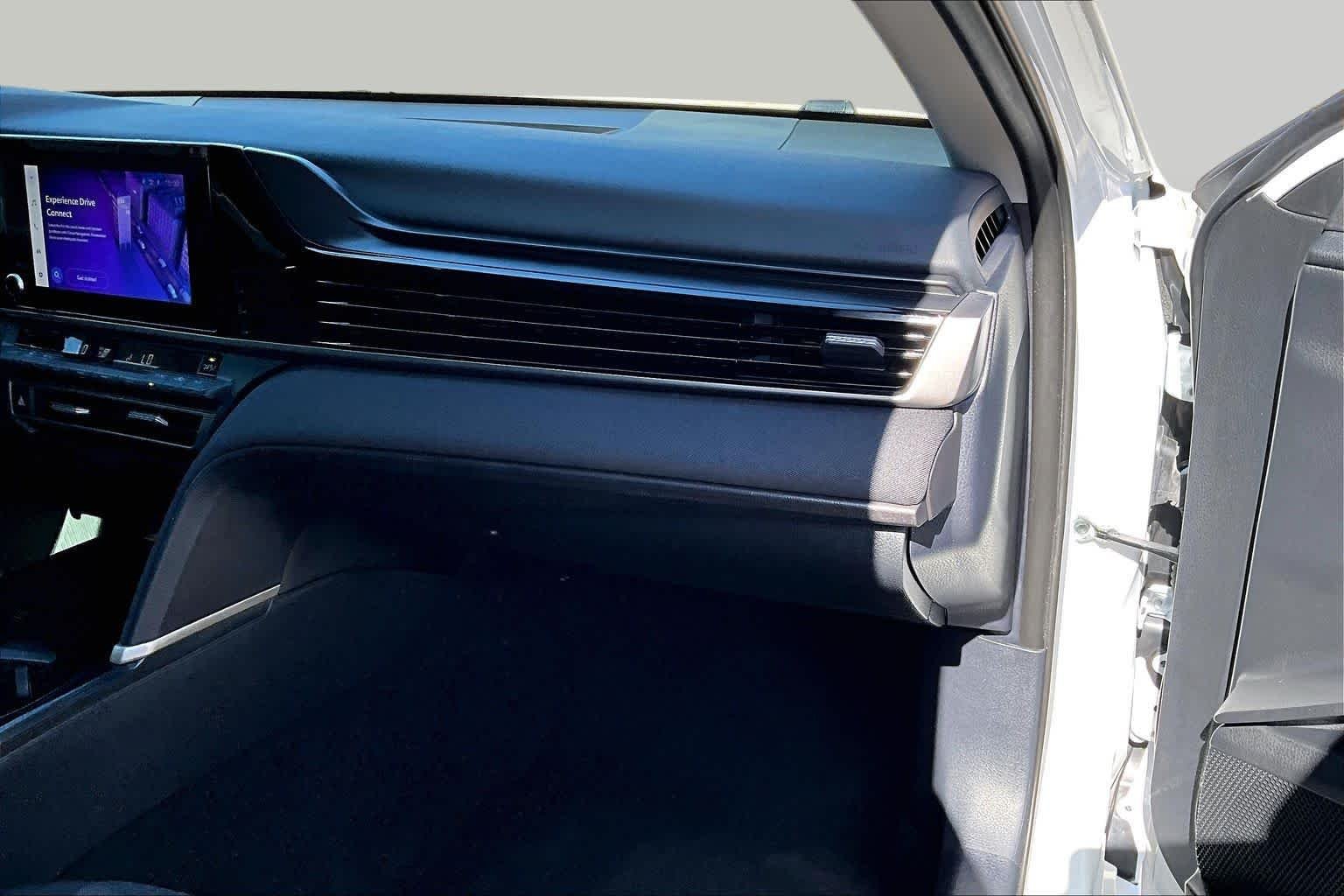 Certified Used 2025 Ice Toyota LE image 19