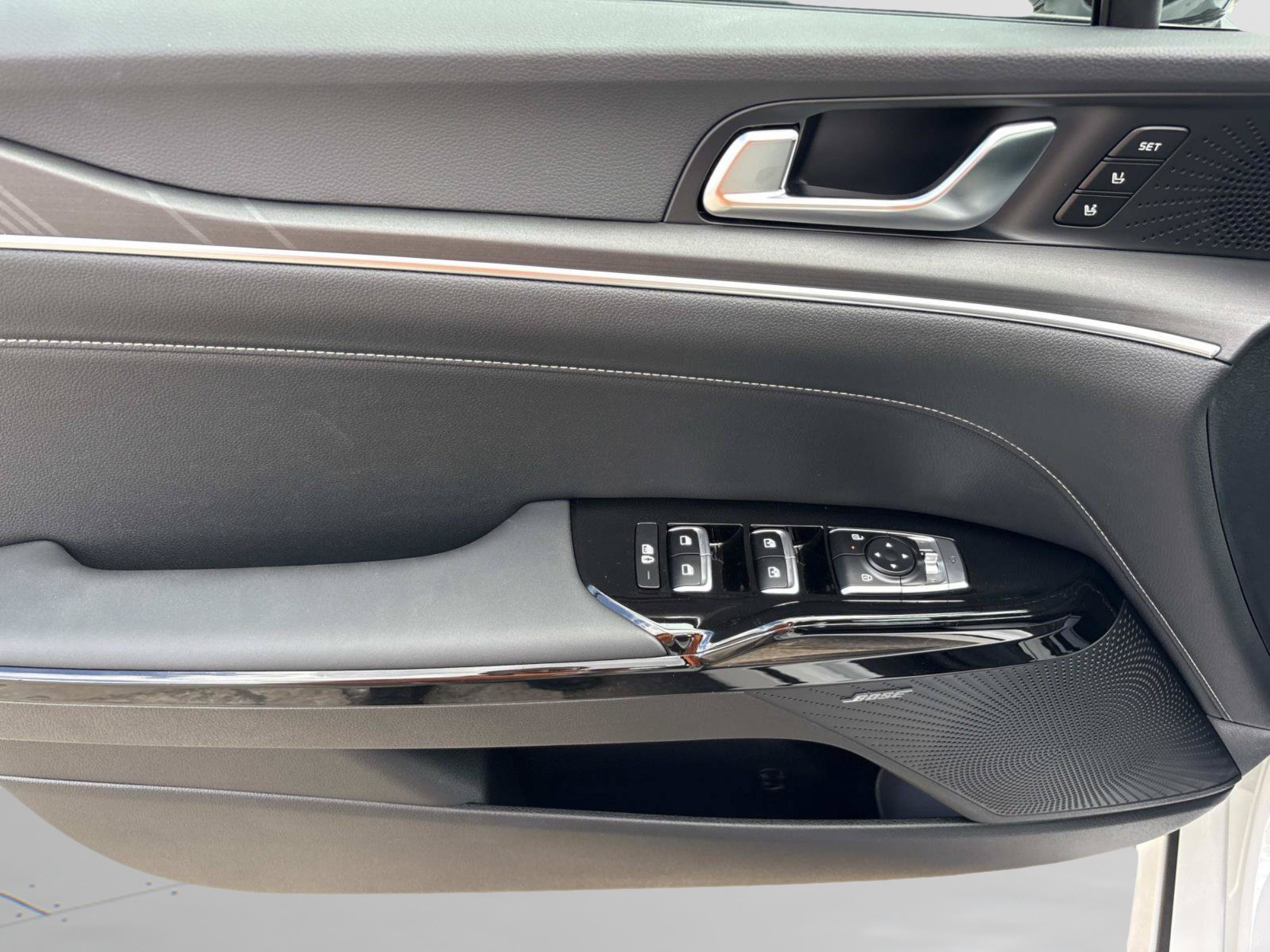 New 2027 Snow White Pearl Kia GT-Line image 15