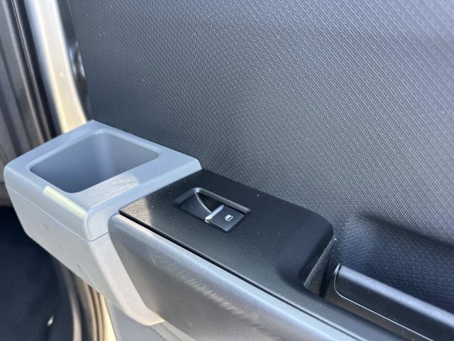Used 2023 Silver Ford XLT image 34