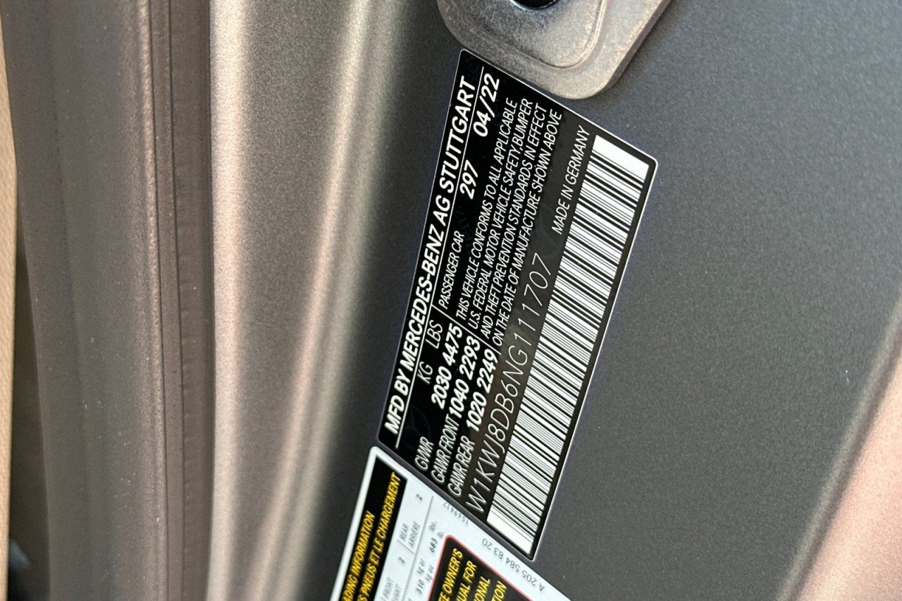 Certified Used 2022 MANUFAKTUR Selenite Grey Magno Mercedes-Benz C 300 image 25
