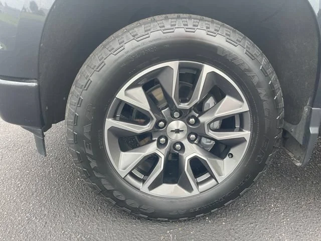 Used 2022 Dark Ash Metallic Chevrolet RST image 30
