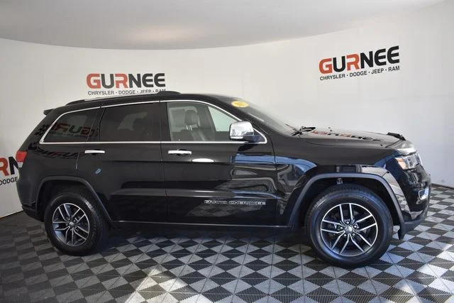 Used 2017 Jeep Grand Cherokee Limited with VIN 1C4RJFBG1HC623722 for sale in Gurnee, IL